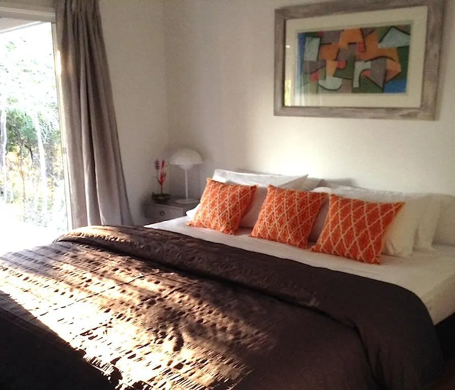Kookaburra Beach Cottage On Tallow Byron Bay 0*,  Ausztrália